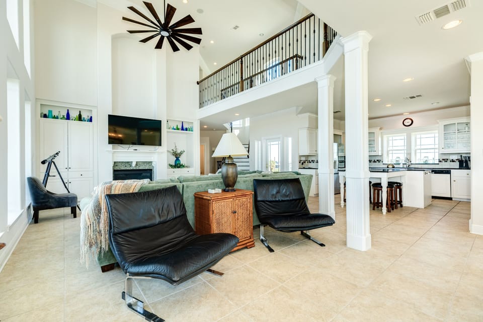Small seating area, great for morning coffee