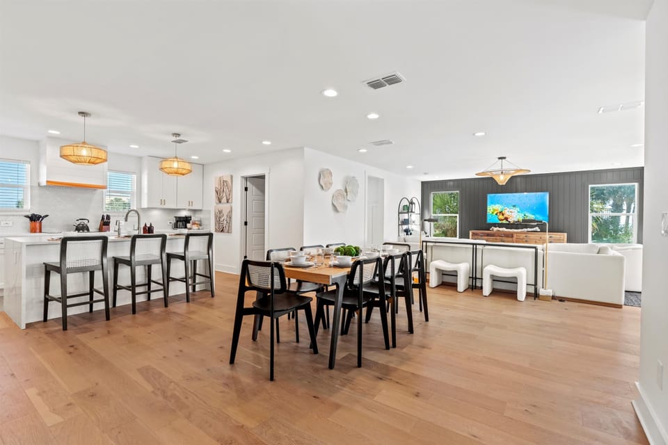 2nd Floor Open Concept Kitchen, Dining and Living Room