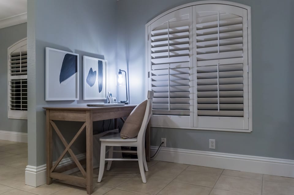 desk area with phone 