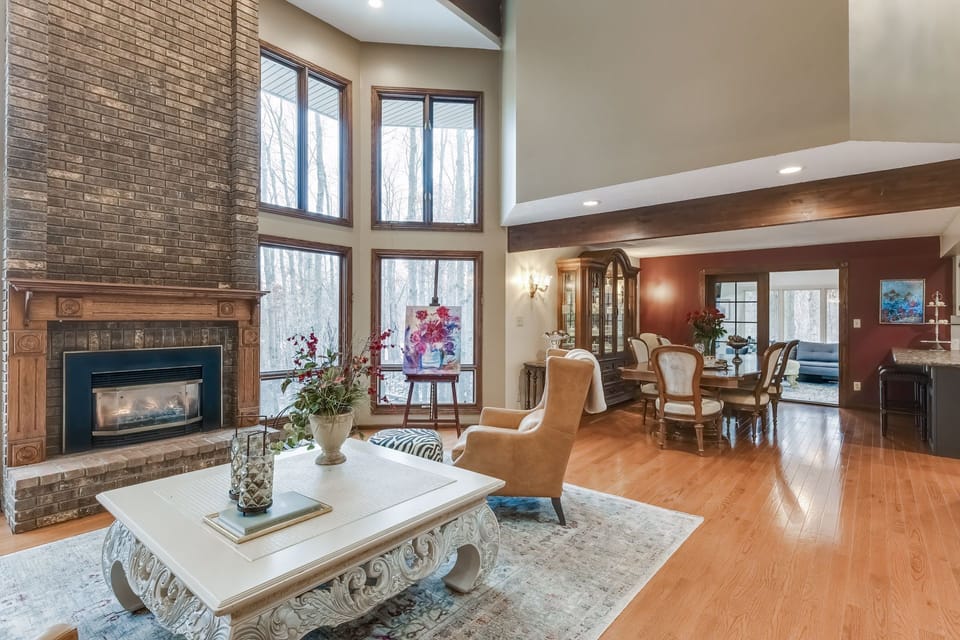 Gorgeous Living Area