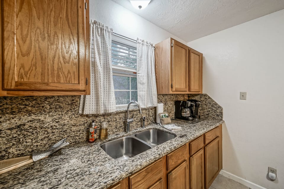 Spacious counters!
