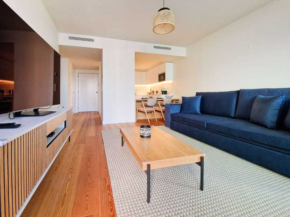 Living room - TV- AC - T1 - By Bedzy