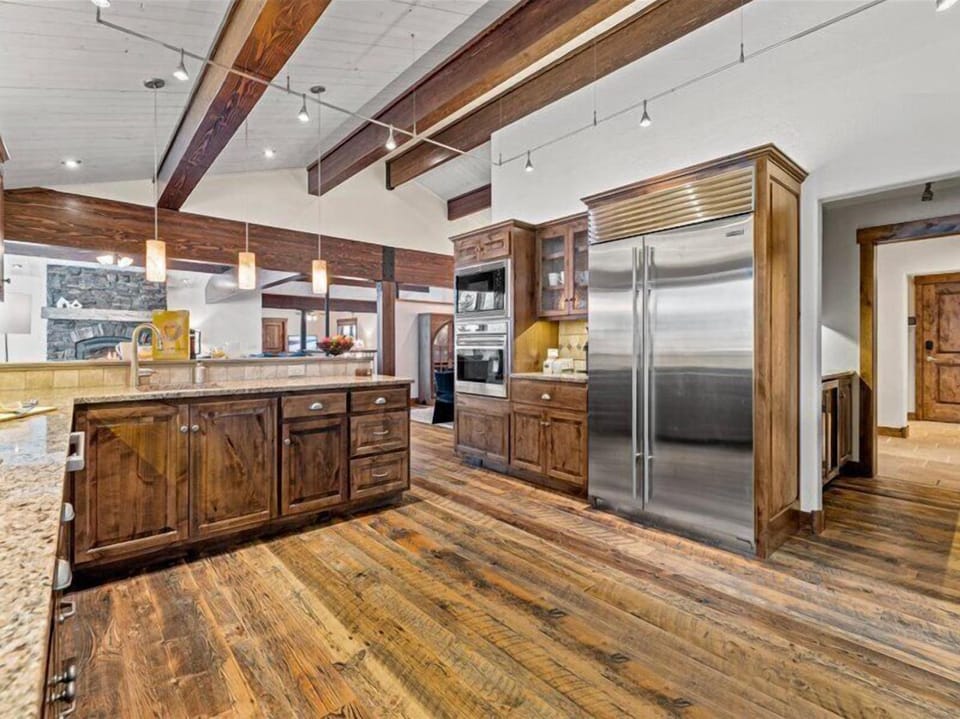 06-26 - 655 E Oatgrass Rd (Interior)