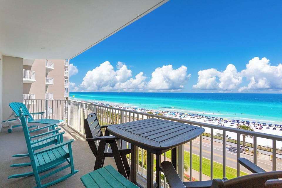 24-Majestic-Sun-501B-Balcony