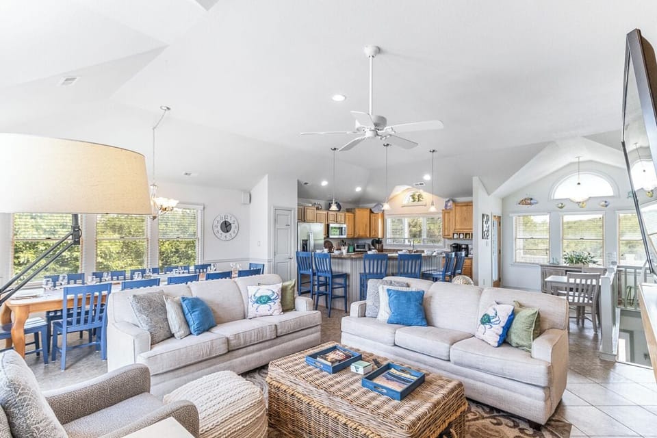 Top Level Living Area