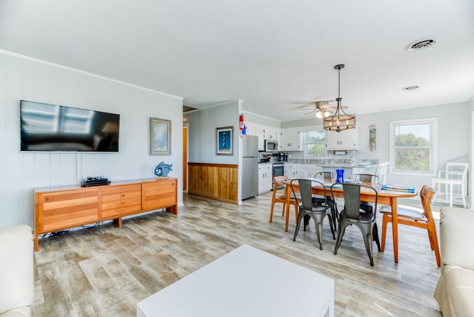 Top Level Living Area