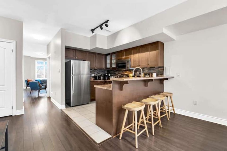 Enjoy lots of natural light in the living room and kitchen!