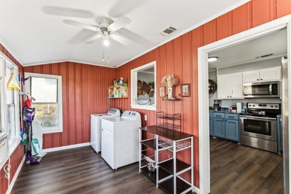 54dda2ff2a2f0e0186235c811fcad21f