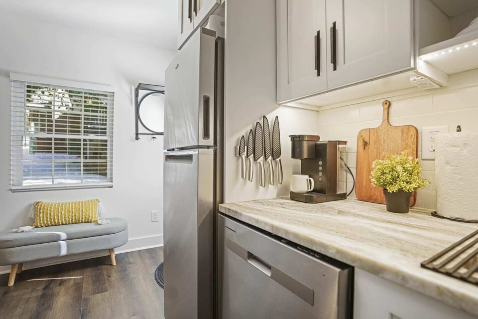 Kitchen With New Appliances.