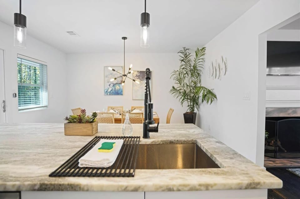 Kitchen Sink with View to the Dining Area