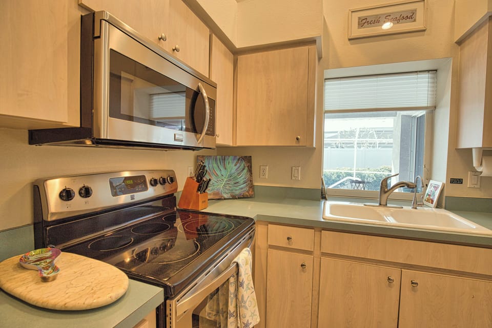 Fully stocked kitchen