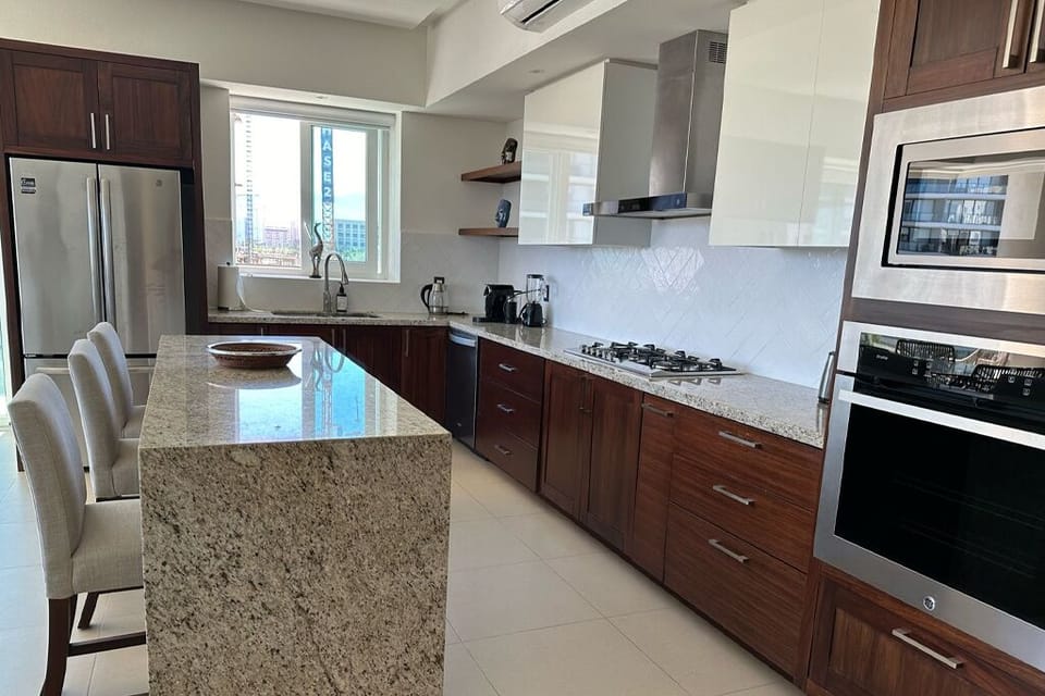 Open kitchen
