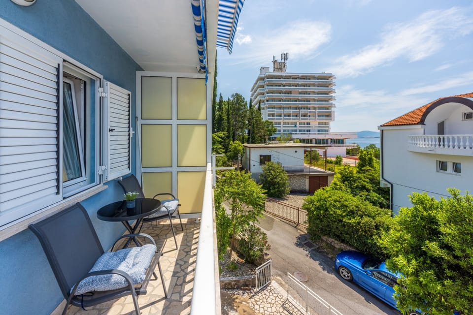 Balcony 1