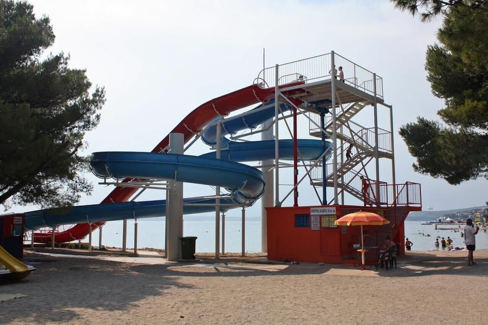 Nearby beaches