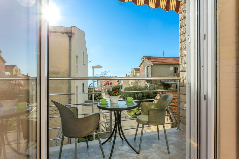 Balcony 1