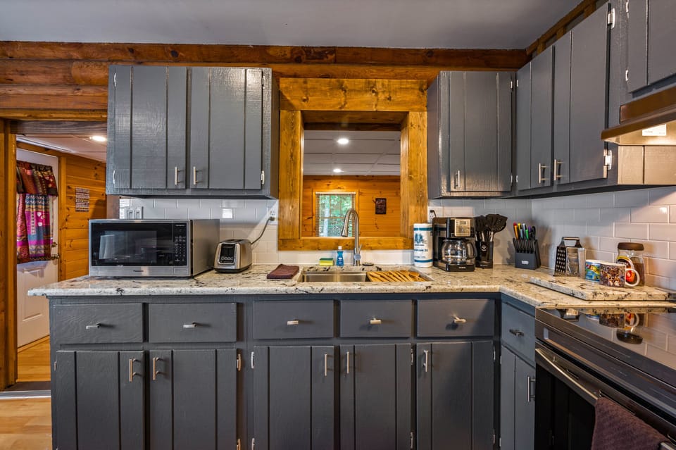 Newly Remodeled Kitchen