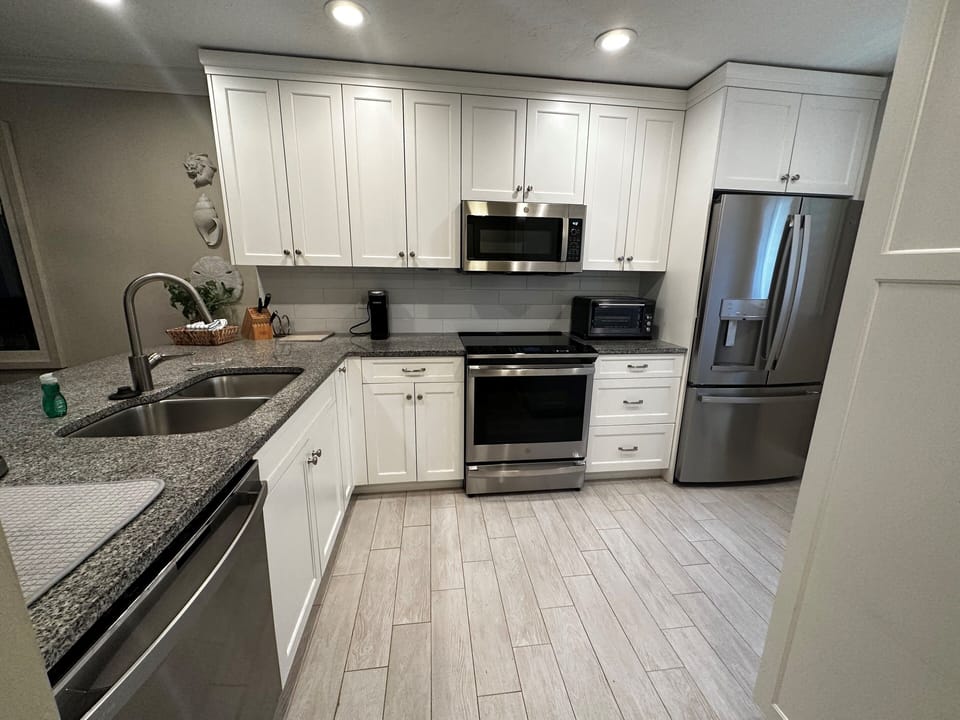 5-109 Kitchen