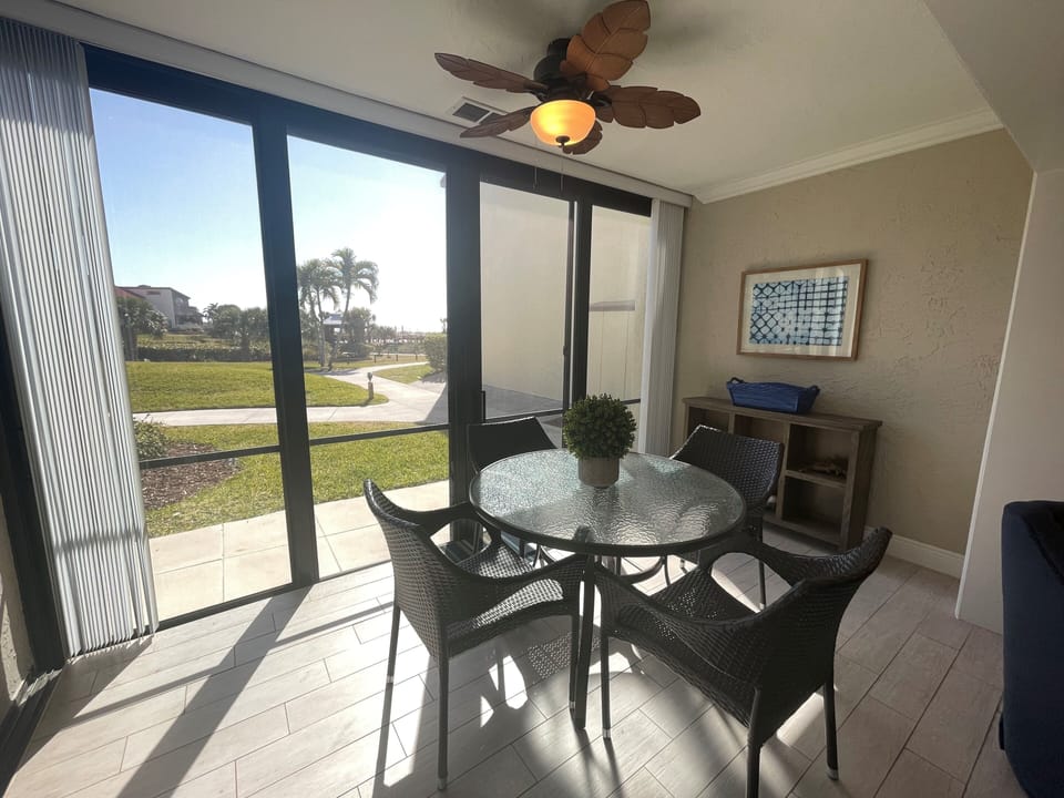 5-109 Lanai