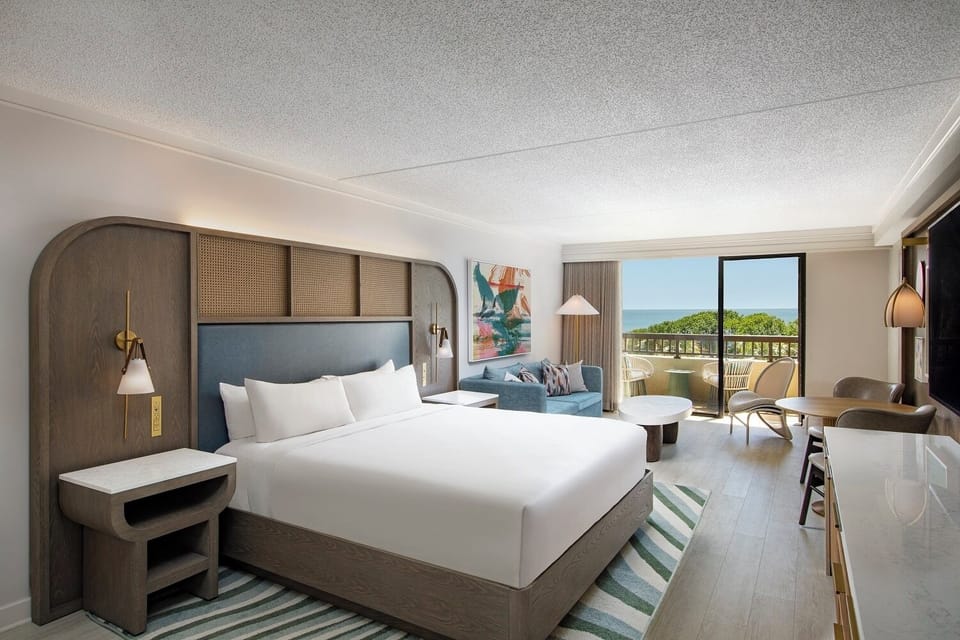 Wake up to bright ocean breezes from your private balcony.