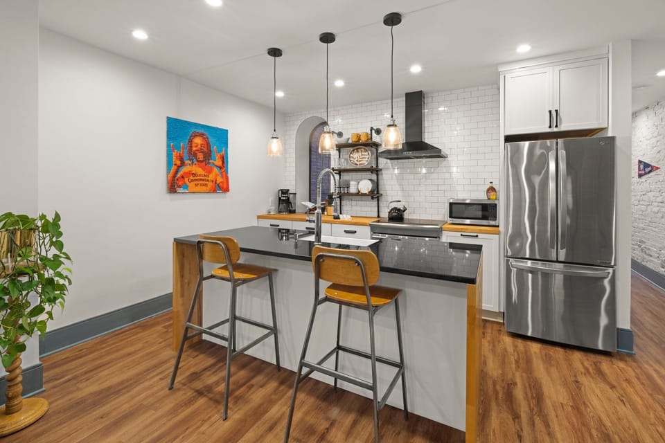 Fully equipped kitchen ready for all your meals at home!