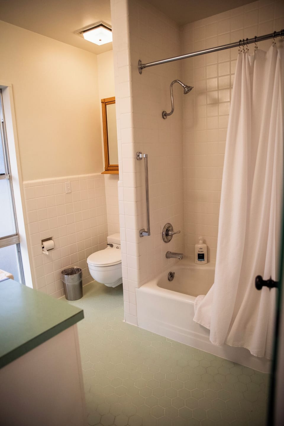 20320bath