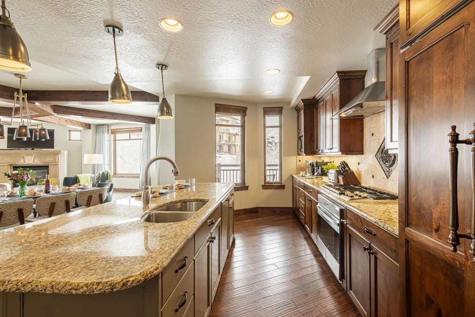 Gourmet kitchen offering a SubZero refrigerator/freezer and granite countertops