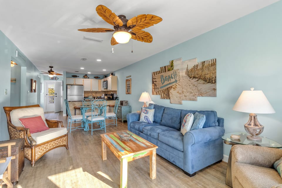 Perdido Dunes 30. 2 Bedroom 2 Bathroom. Sleeps 6. Orange Beach, AL Managed by Island Rentals