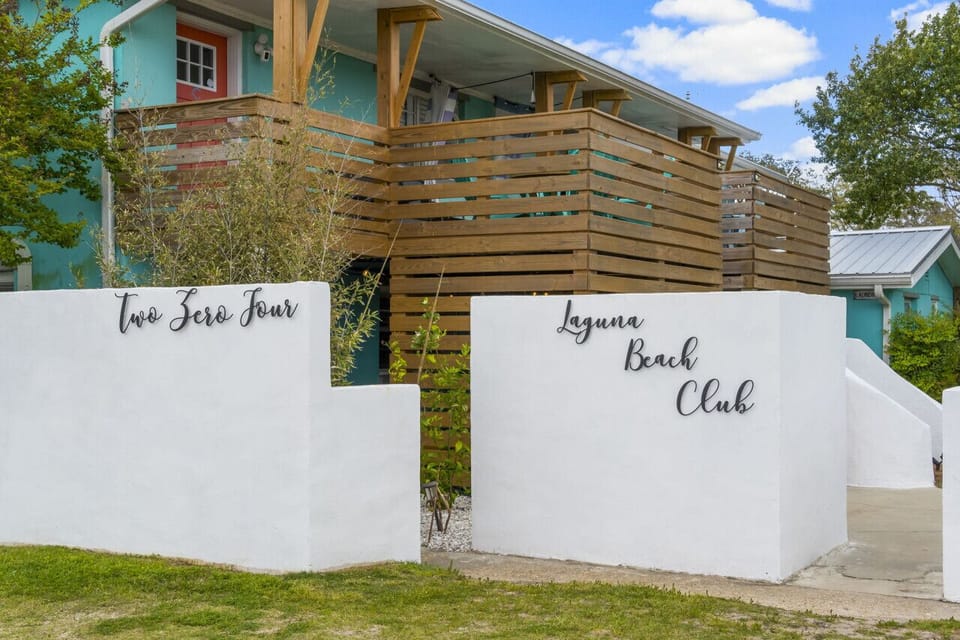 Laguna Beach Club - 4 2/2 Beach Condos in one building!