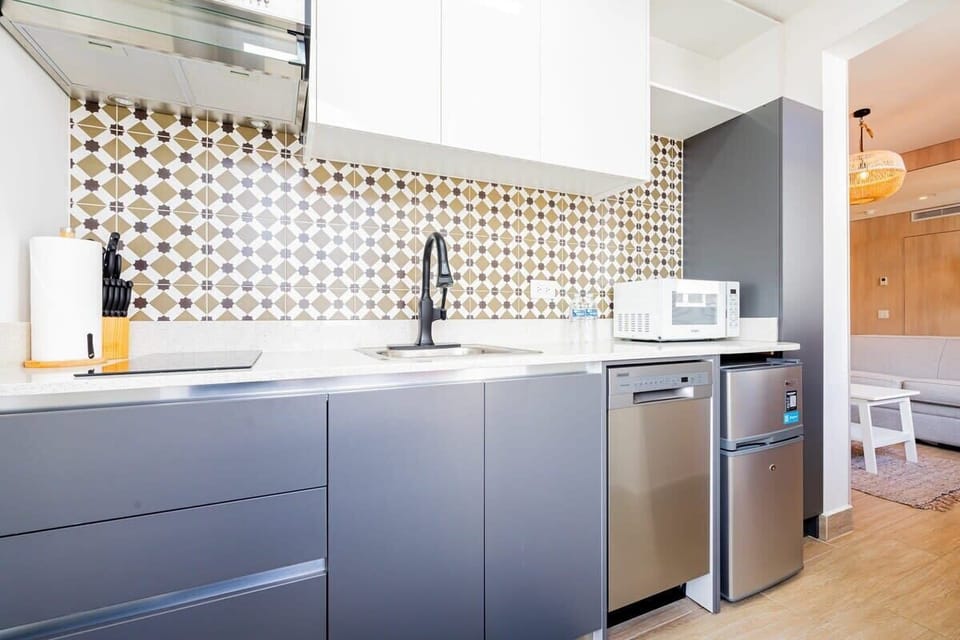 Modern kitchen