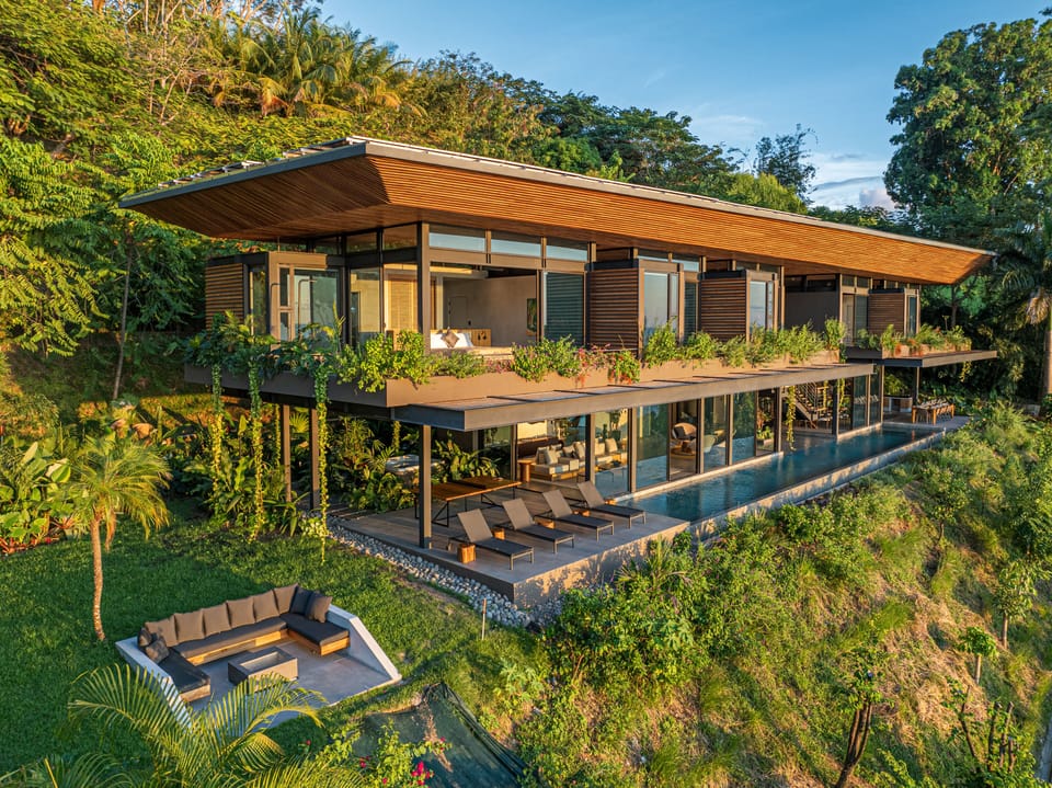 Luxurious 5-suite home nestled in the hills above Dominical. 