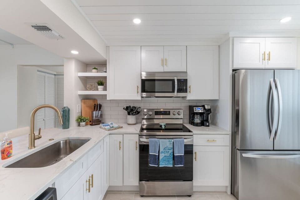 Spacious Kitchen