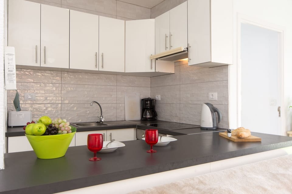 Modern kitchen