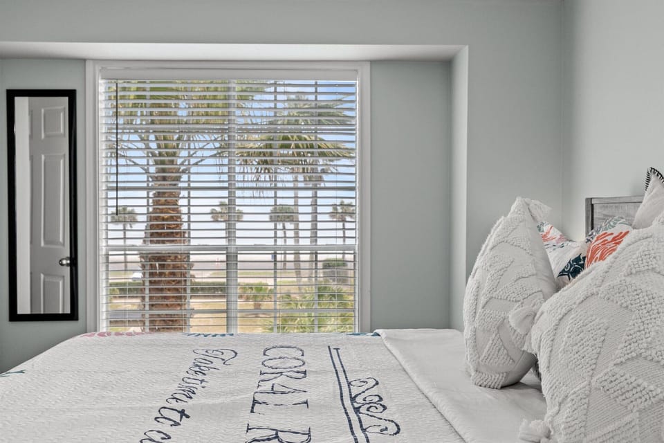 Beautiful ocean view from king bed