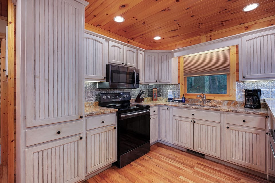 Mountain Melody - Fully Equipped Kitchen