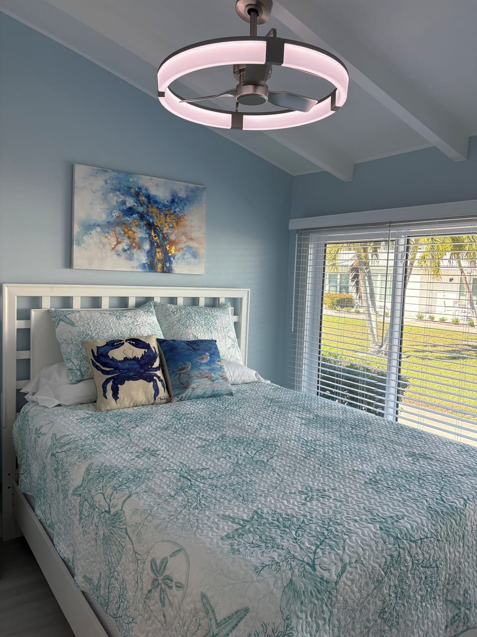 Guest bedroom