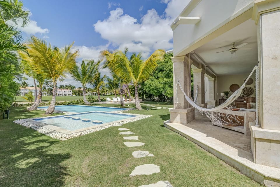 Tortuga C41 - Colonial-Style Villa with Golf View (4166)