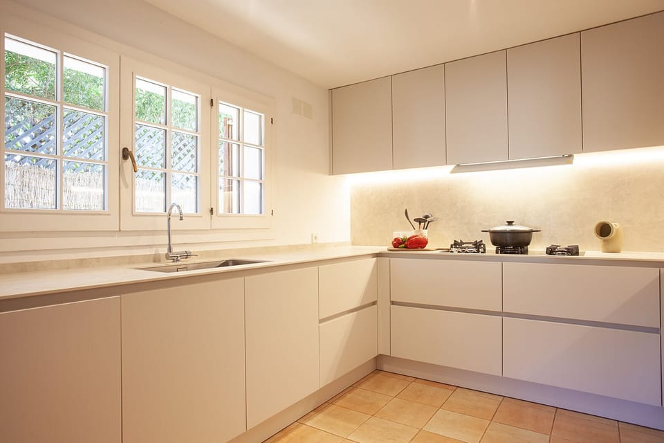 Modern kitchen