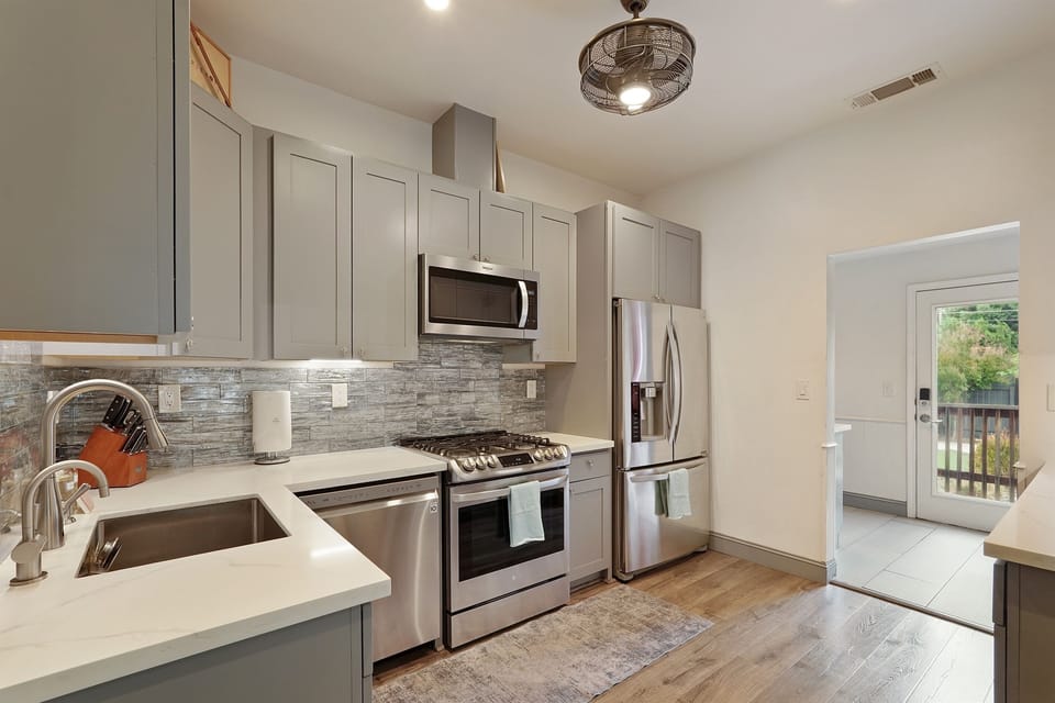 Cook your favorite meals in the fully-equipped kitchen.