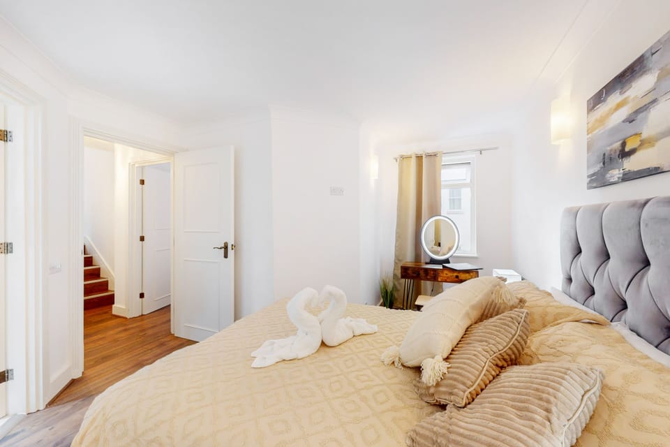 Hotel comfort, home privacy