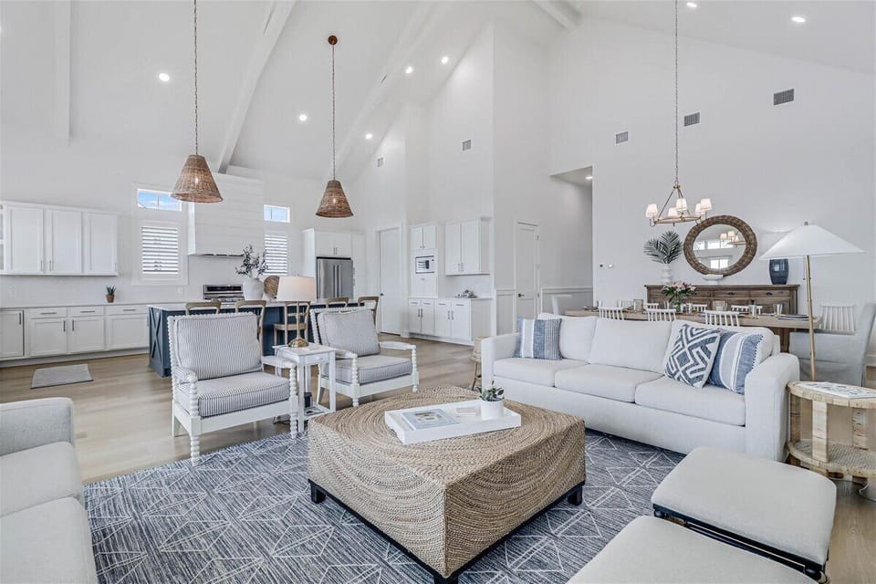 Living Room, 2nd Floor