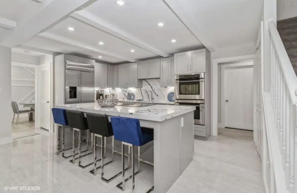 Kitchen Island