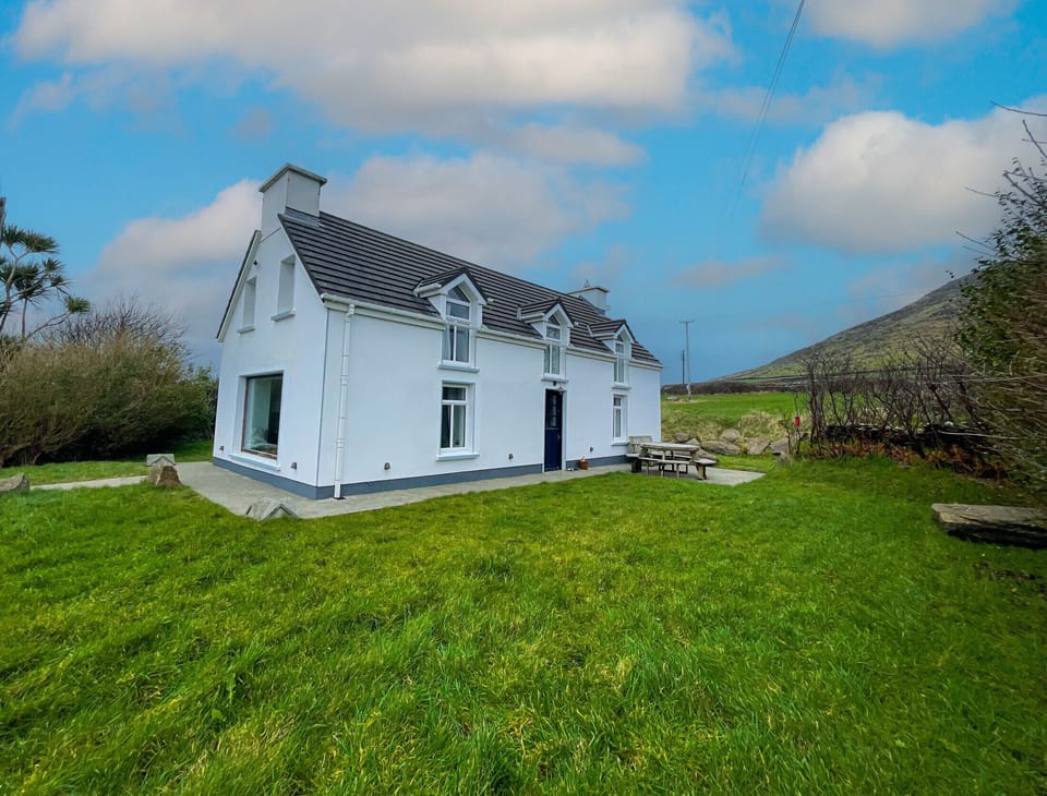 Exterior  Ballylusky Holiday Home Ballydavid County Kerry Ireland