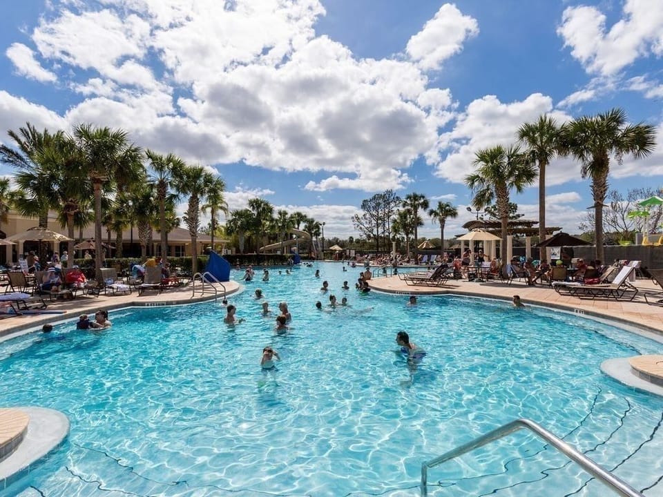 Public pool
