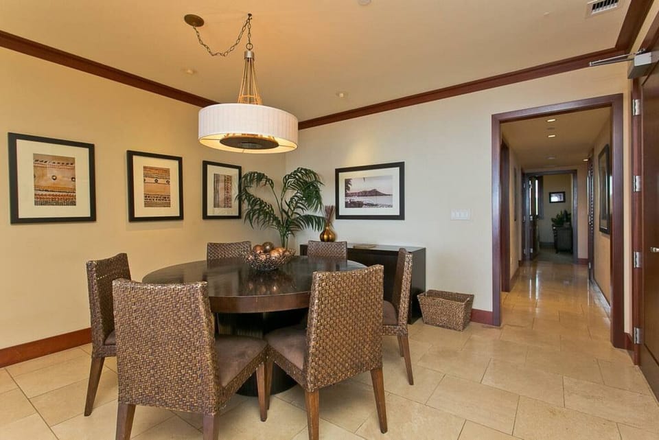 Dining area (1st Unit 10th)