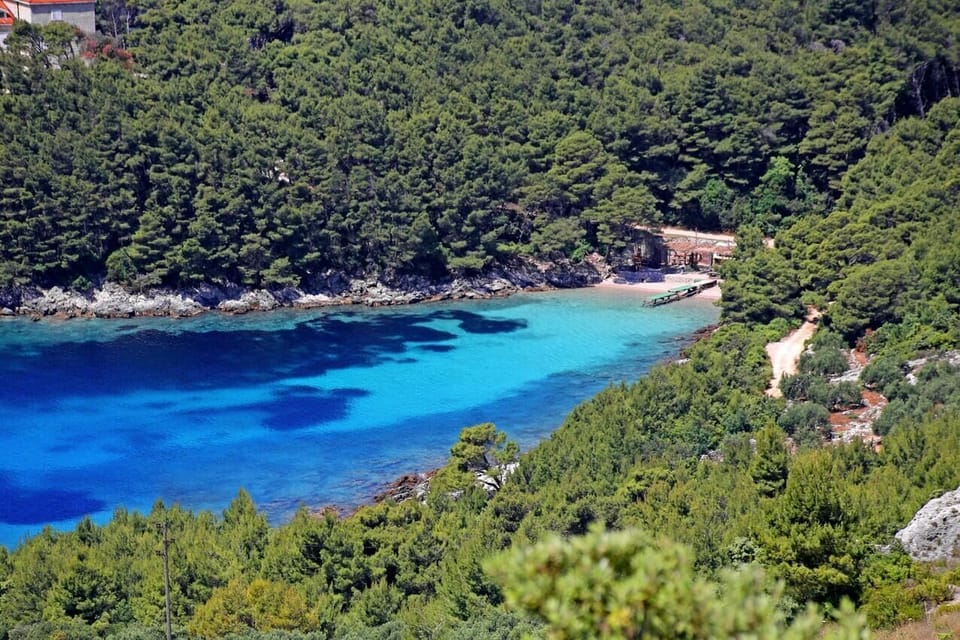 Nearby beaches