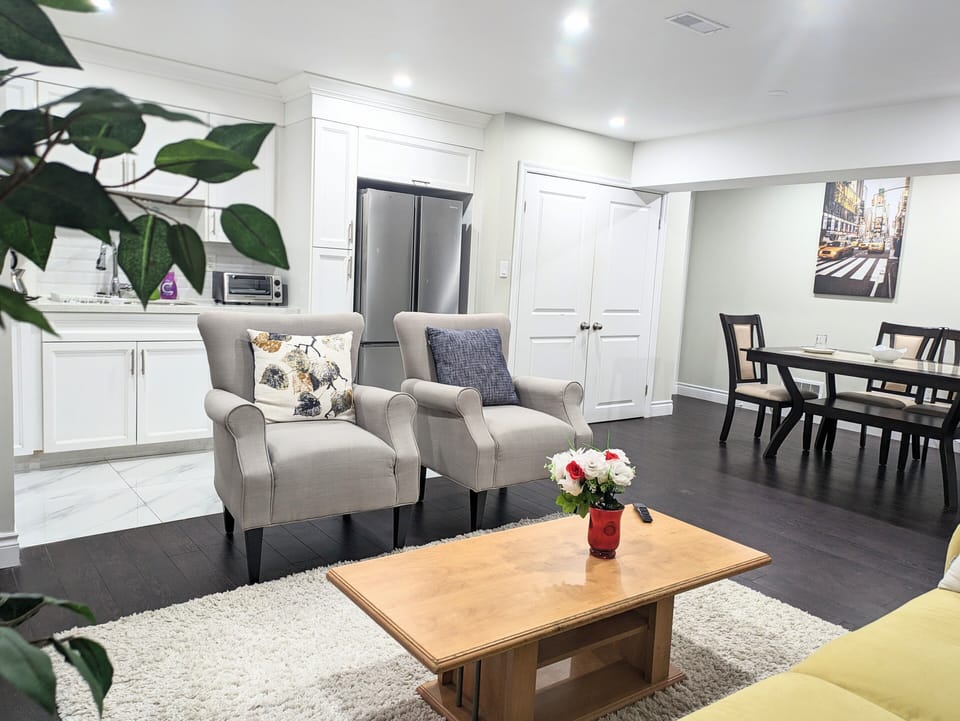 Adorned with plush, oversized sofas draped in sumptuous fabrics