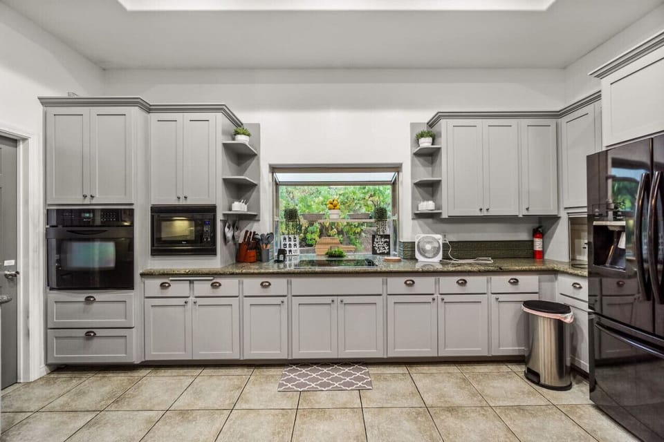 Fully-equipped Kitchen