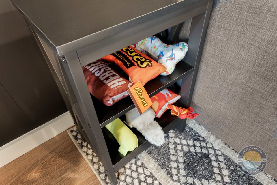 Your furry friend is welcome here too. With a fenced backyard and thoughtful pet-friendly touches, your dog can settle in comfortably and enjoy the getaway right alongside the rest of the family.