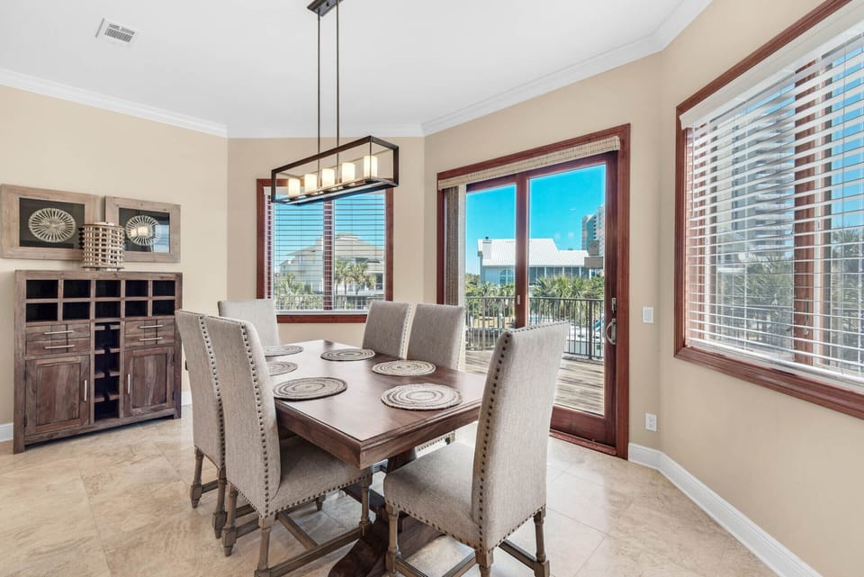 Enjoy a meal with your crew