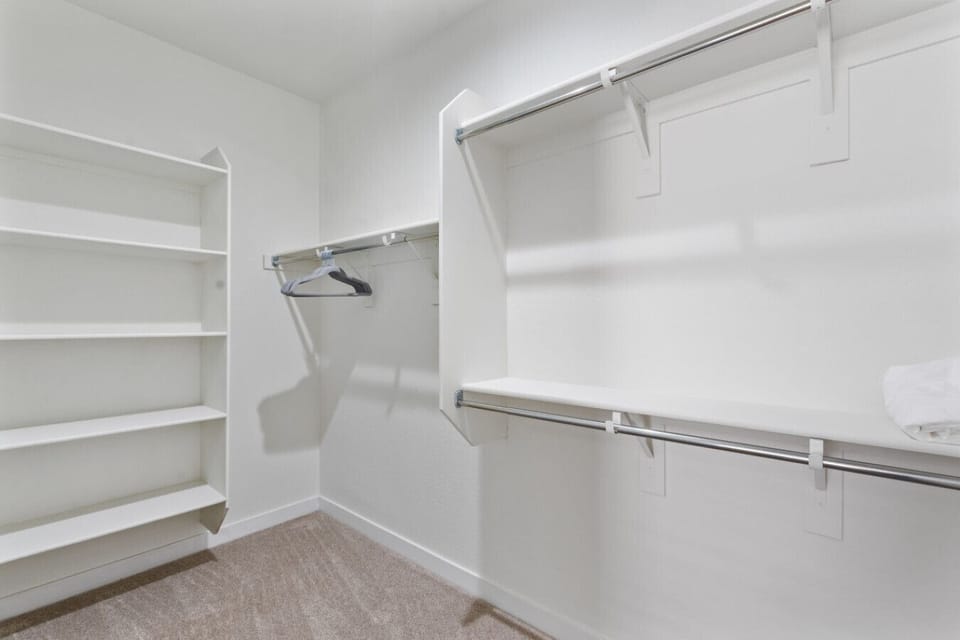 Walk-in closet